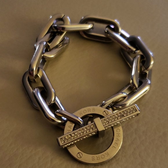 Michael Kors chain link bracelet - Picture 4 of 6